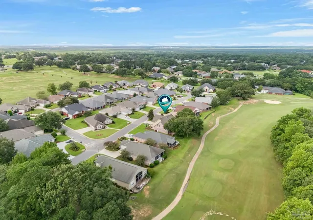 5th image of 3186 Bobby Jones Dr, Milton, FL 32571 | MLS# 687536