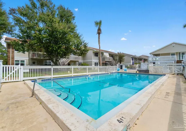 3rd image of 1200 Shoreline Dr #313, Gulf Breeze, FL 32561 | MLS# 686556