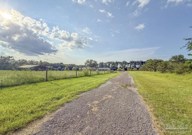 Photo 3 of Single family home for sale at 3630 Aubrey Ln, Milton, FL 32571 | MLS# 686105 | Listing updated on 2026-08-17