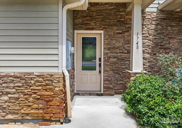 Photo 4 of Townhouse for sale at 1748 Sound Hvn Ct, Navarre, FL 32566 | MLS# 686643 | Listing updated on 2026-08-27