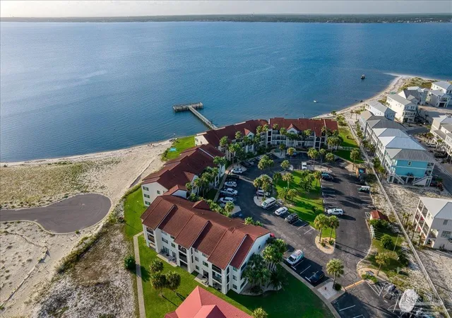 2nd image of 7453 Sunset Harbor Dr, Navarre, FL 32566