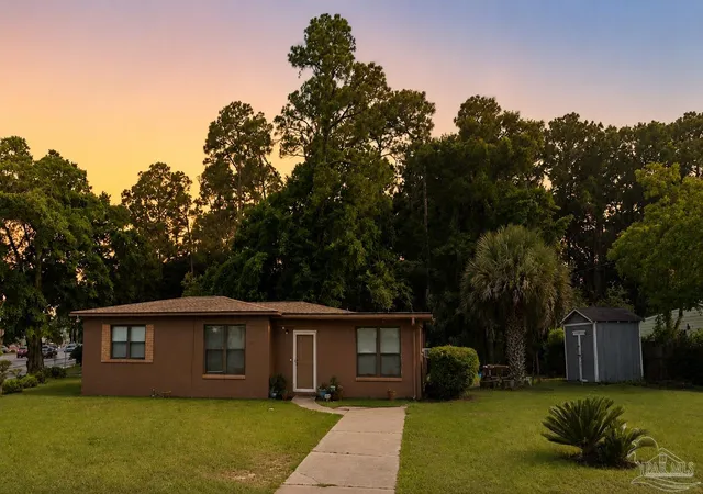 Photo 1 of Single family home for sale at 3933 N 9th Avenue, Pensacola, FL 32503 | MLS# 684924 | Listing updated on 2026-08-04