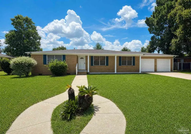 Photo 3 of Single family home for sale at 1701 Bakalane Ave, Pensacola, FL 32504 | MLS# 686647 | Listing updated on 2026-09-20