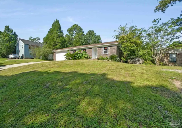 image of 4537 Tradewinds Pl, Pensacola, FL 32514 | MLS# 687274