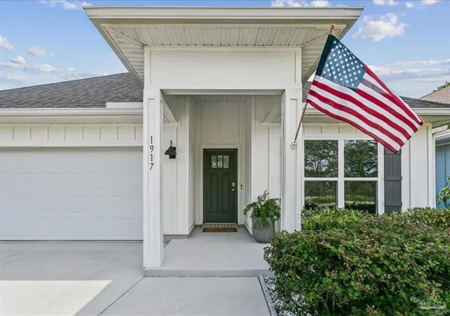 2nd image of 1917 Noleka Ct, Navarre, FL 32566 | MLS# 687918