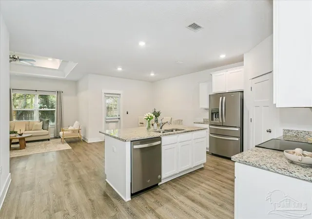 Photo 4 of Single family home for sale at 1917 Noleka Ct, Navarre, FL 32566 | MLS# 687918 | Listing updated on 2026-10-05
