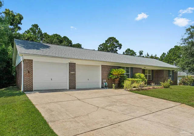 Photo 2 of Sale Pending at 8197 Verdura St, Navarre, FL 32566 | MLS# 686948 | Listing updated on 2026-09-14
