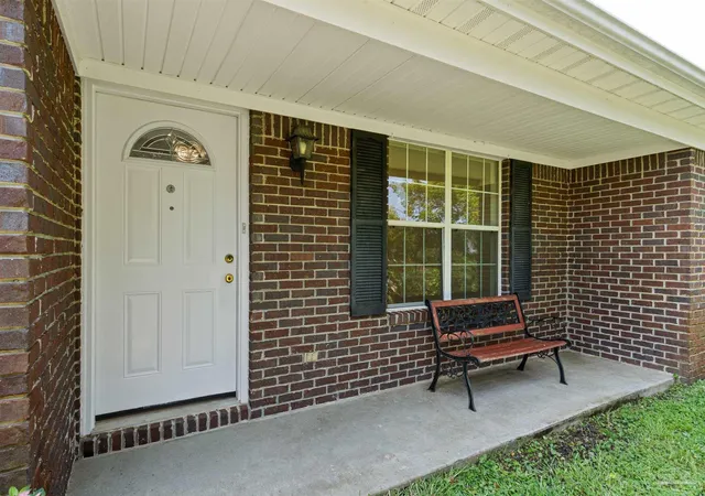 Photo 3 of Sale Pending at 8197 Verdura St, Navarre, FL 32566 | MLS# 686948 | Listing updated on 2026-09-14