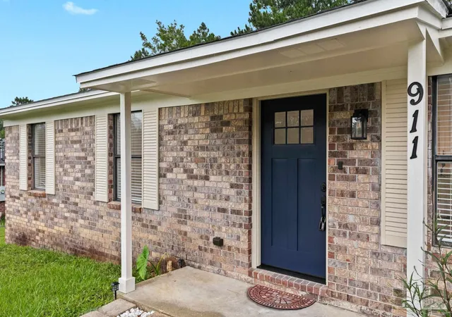 2nd image of 911 Jacks Branch Rd, Cantonment, FL 32533 | MLS# 686817