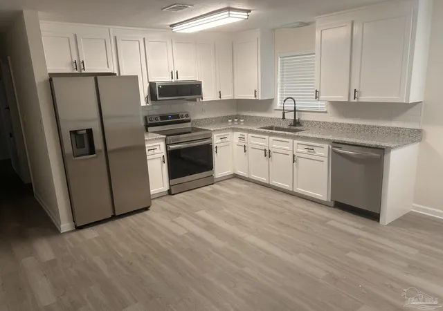 3rd image of 911 Jacks Branch Rd, Cantonment, FL 32533 | MLS# 686817