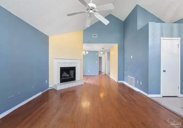 Photo 5 of Single family home for sale at 123 Palmetto Ave, Mary Esther, FL 32569 | MLS# 686383 | Listing updated on 2026-07-29