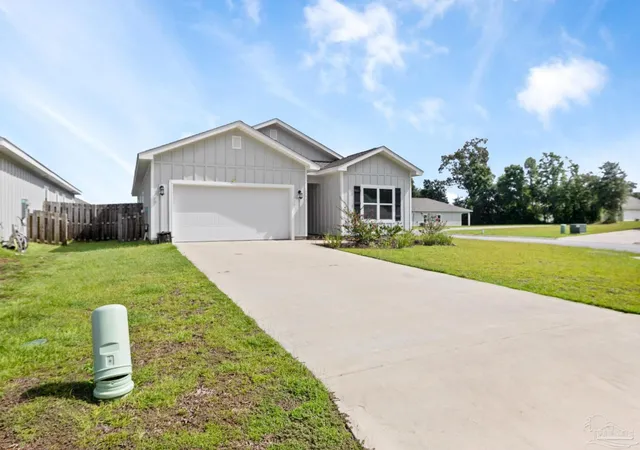 2nd image of 6541 Paso Fino Dr, Pensacola, FL 32526 | MLS# 687877
