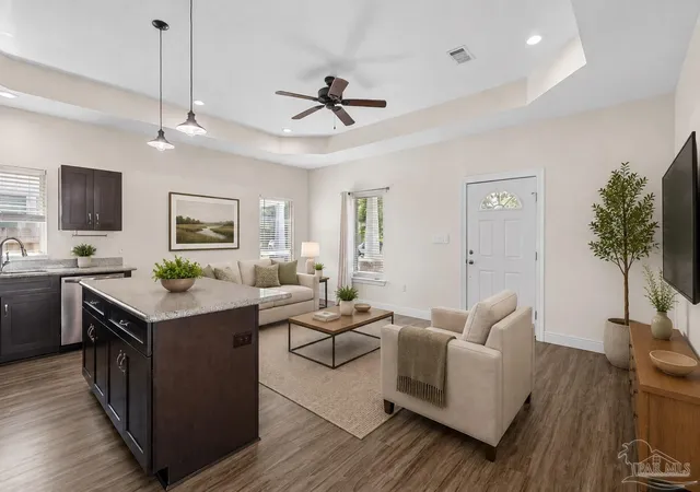 Photo 2 of Single family home for sale at 2010 W Gregory St, Pensacola, FL 32502 | MLS# 686106 | Listing updated on 2026-09-18