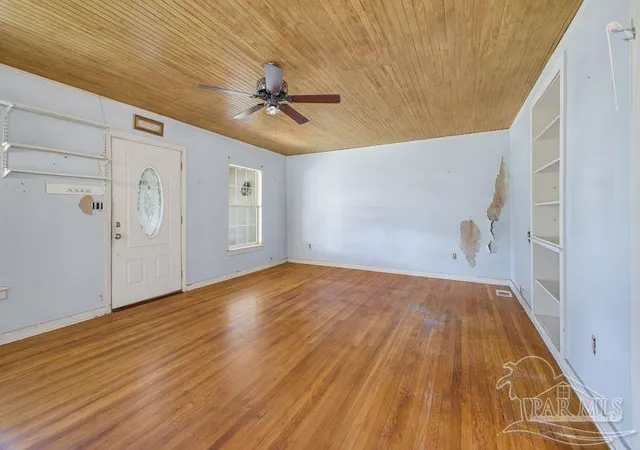 Photo 4 of Single family home for sale at 4455 Marlane Dr, Pensacola, FL 32526 | MLS# 687820 | Listing updated on 2026-09-21