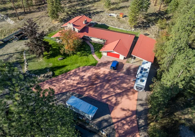 Photo 3 of Single family home for sale at 118 Pine Grv Pl, Libby, MT 59923 | MLS# 30034279 | Listing updated on 2026-08-24