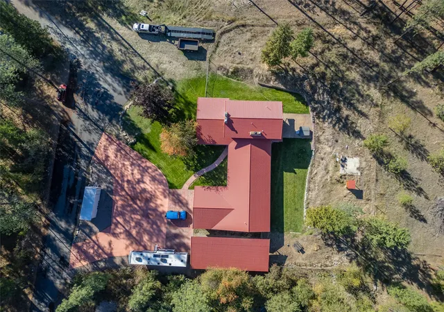 Photo 4 of Single family home for sale at 118 Pine Grv Pl, Libby, MT 59923 | MLS# 30034279 | Listing updated on 2026-08-24