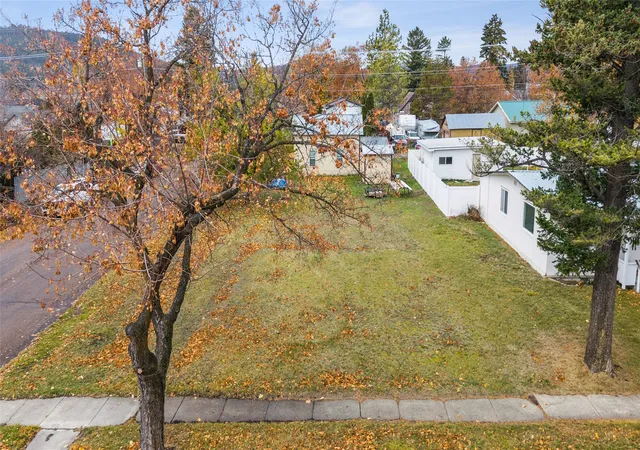 Photo 4 of Single family home for sale at 446 7th Avenue W, Kalispell, MT 59901 | MLS# 30061000 | Listing updated on 2026-08-24
