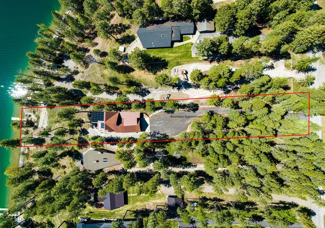 Photo 3 of Mansion for sale at 2094 Houston Dr, Whitefish, MT 59937 | MLS# 30063491 | Listing updated on 2026-08-20