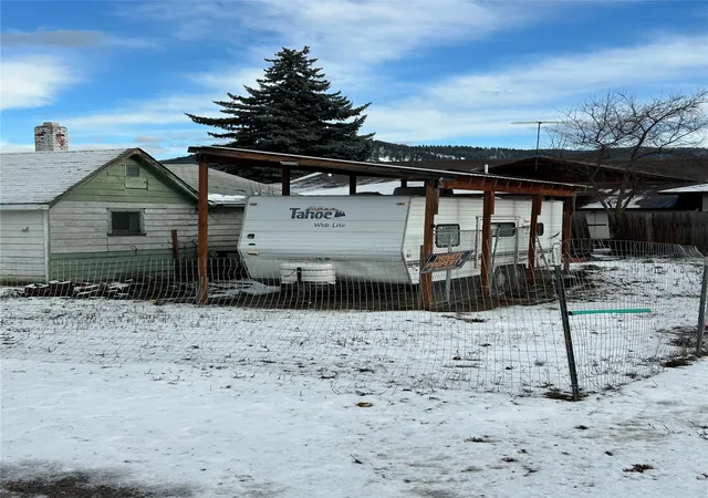 Photo 3 of Single family home for sale at 203 E 2nd Street, Libby, MT 59923 | MLS# 30063696 | Listing updated on 2026-08-25