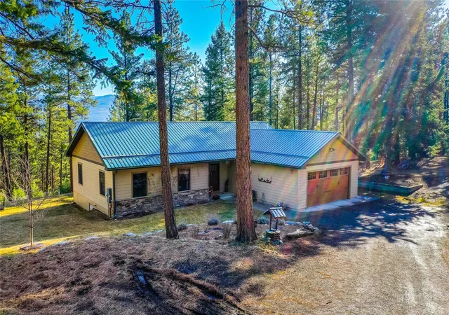 Photo 1 of Single family home for sale at 384 Smoke Ridge Rd, Kila, MT 59920 | MLS# 30063958 | Listing updated on 2026-08-24