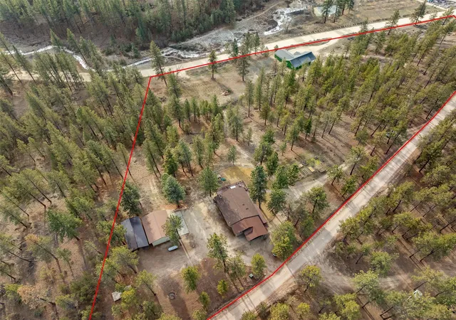 Photo 3 of Manufactured home for sale at 333 Hillview Dr, Stevensville, MT 59870 | MLS# 30065028 | Listing updated on 2026-08-25