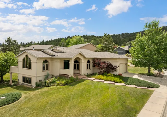 Photo 1 of Condo for sale at 33 Carriage Ln, Helena, MT 59601 | MLS# 30064372 | Listing updated on 2026-08-20