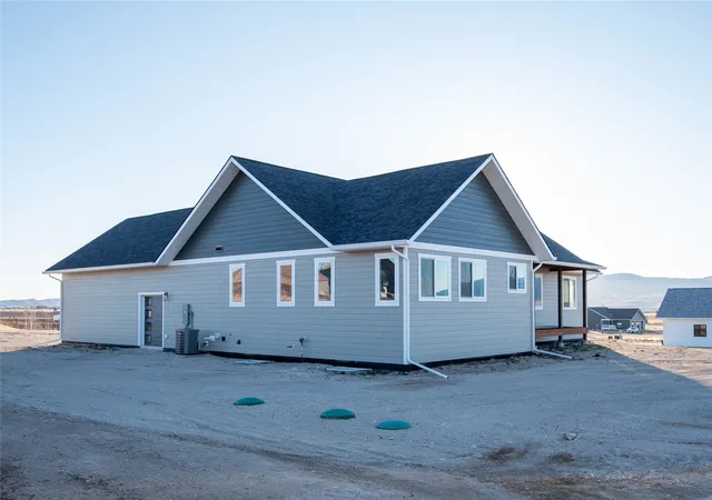 Photo 3 of Single family home for sale at 21 Stoney Trl, Townsend, MT 59644 | MLS# 30065047 | Listing updated on 2026-08-06