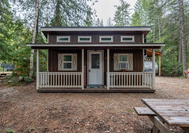 Photo 2 of Single family home for sale at 705 Waterfront Rd, Troy, MT 59935 | MLS# 30065256 | Listing updated on 2026-08-07