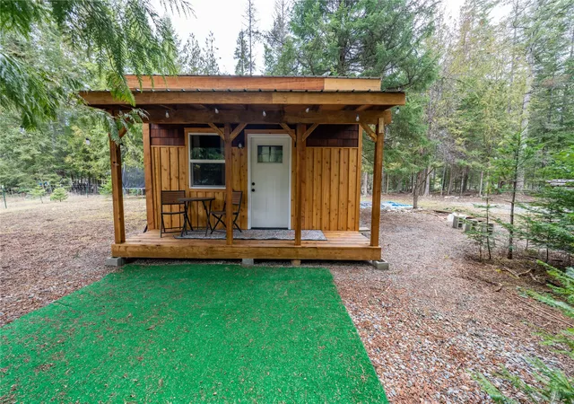Photo 3 of Single family home for sale at 705 Waterfront Rd, Troy, MT 59935 | MLS# 30065256 | Listing updated on 2026-08-07