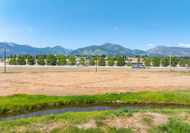 Photo 3 of House for sale at 468 US Hwy 93 N, Hamilton, MT 59840 | MLS# 30066209 | Listing updated on 2026-08-25