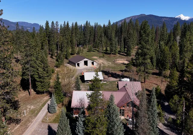 Photo 1 of Single family home for sale at 17 Mountain View Rd, Trout Creek, MT 59874 | MLS# 30067164 | Listing updated on 2026-08-24