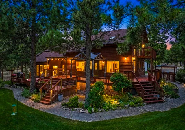 Photo 1 of Single family home for sale at 6260 Head Ln, Helena, MT 59602 | MLS# 30067373 | Listing updated on 2026-08-20