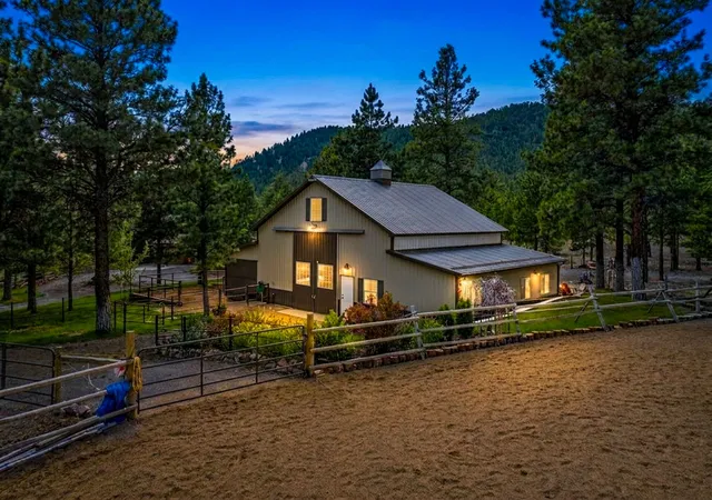 Photo 2 of Single family home for sale at 6260 Head Ln, Helena, MT 59602 | MLS# 30067373 | Listing updated on 2026-08-20