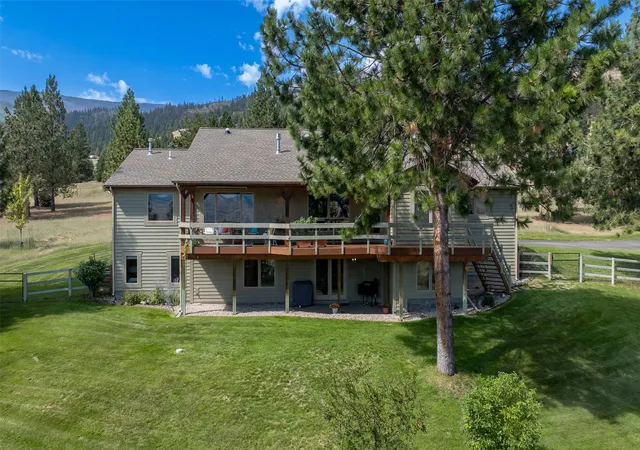 Photo 3 of Single family home for sale at 15940 Highland Dr, Florence, MT 59833 | MLS# 30065175 | Listing updated on 2026-08-18