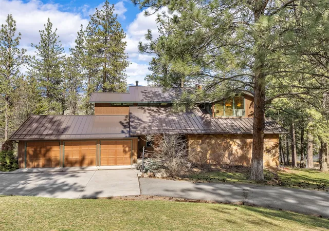 Photo 2 of Single family home for sale at 730 Big Flt Rd, Missoula, MT 59804 | MLS# 30067860 | Listing updated on 2026-08-22