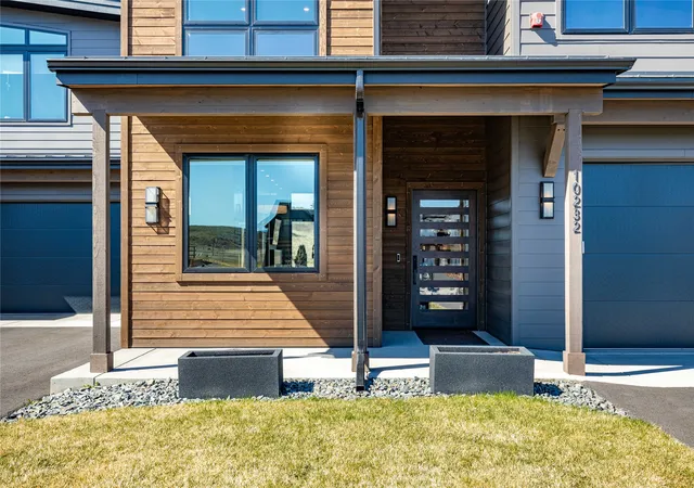 Photo 2 of Townhouse for sale at 10232 Pale Morning Ct, Missoula, MT 59808 | MLS# 30067880 | Listing updated on 2026-08-20
