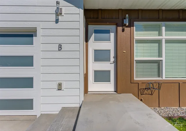 Photo 2 of Townhouse for sale at 1105 Schley Ave #B, Butte, MT 59701 | MLS# 30068045 | Listing updated on 2026-08-21