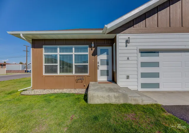 Photo 2 of Townhouse for sale at 1105 Schley Ave #A, Butte, MT 59701 | MLS# 30068047 | Listing updated on 2026-08-19