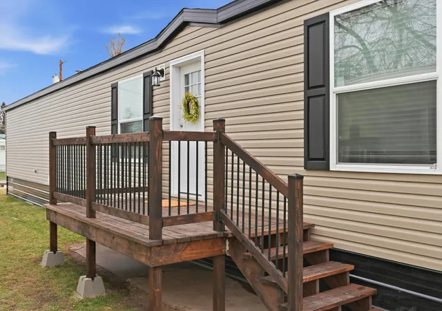 Photo 4 of Single family home for sale at 2010 W Kent Ave, Missoula, MT 59801 | MLS# 30067230 | Listing updated on 2026-08-17