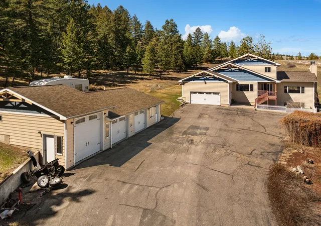 Photo 3 of Single family home for sale at 1059 Highway 282, Clancy, MT 59634 | MLS# 30068458 | Listing updated on 2026-08-20
