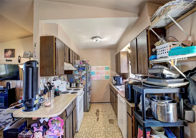Photo 3 of Single family home for sale at 403 19th Avenue W, Polson, MT 59860 | MLS# 30069222 | Listing updated on 2026-08-21