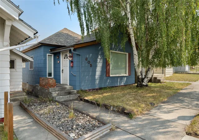 Photo 1 of Single family home for sale at 605 Walnut St, Anaconda, MT 59711 | MLS# 30069646 | Listing updated on 2026-08-18