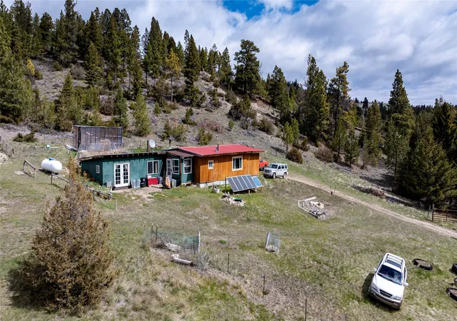 Photo 1 of Single family home for sale at 7992 Austin Rd, Helena, MT 59602 | MLS# 30069712 | Listing updated on 2026-08-21