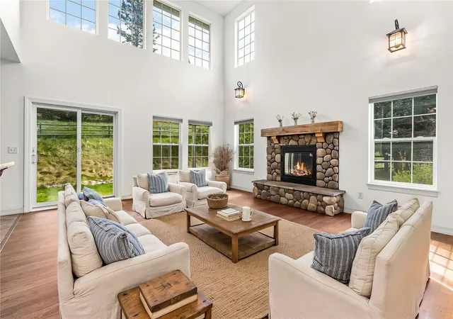Photo 1 of Single family home for sale at 11617 Stella Blue Dr, Lolo, MT 59847 | MLS# 30069968 | Listing updated on 2026-08-19