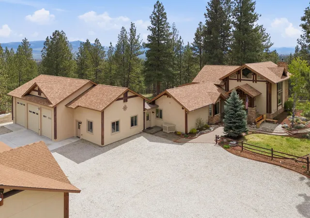 Photo 2 of Single family home for sale at 1858 Pleasant View Dr, Victor, MT 59875 | MLS# 30069579 | Listing updated on 2026-08-19