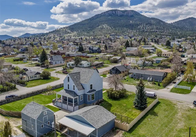 Photo 2 of Single family home for sale at 2200 Cannon St, Helena, MT 59601 | MLS# 30070167 | Listing updated on 2026-08-26
