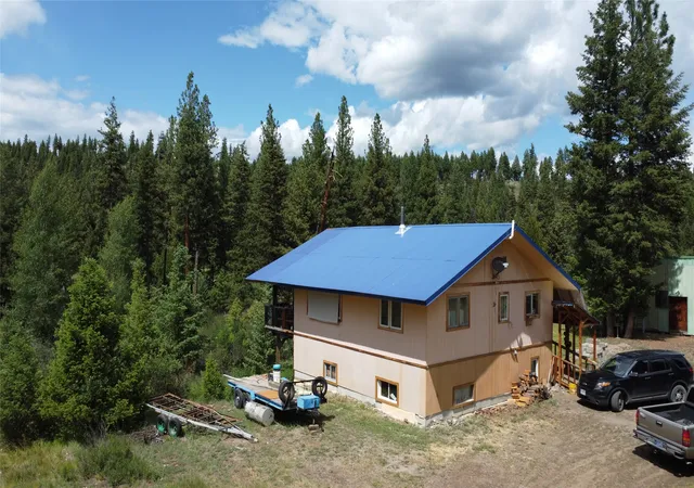 Photo 2 of Single family home for sale at 1500 Elk Crk Rd, Libby, MT 59923 | MLS# 30070340 | Listing updated on 2026-08-10