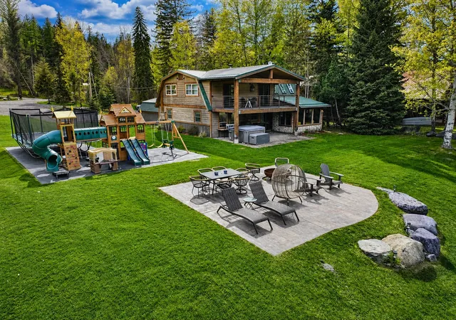 Photo 3 of Single family home for sale at 623 Delrey Rd, Whitefish, MT 59937 | MLS# 30068815 | Listing updated on 2026-08-19