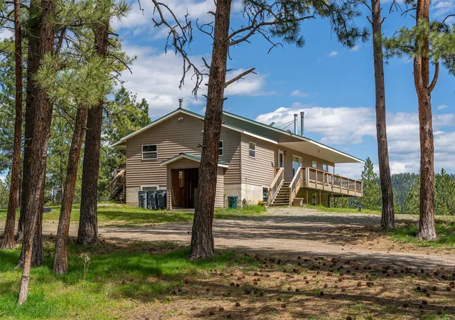 Photo 3 of Single family home for sale at 3185 Hubbart Dam Rd, Marion, MT 59925 | MLS# 30070894 | Listing updated on 2026-08-26