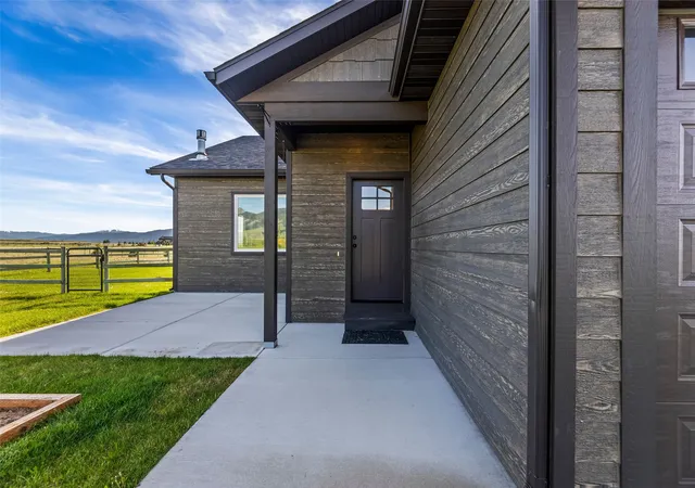 Photo 2 of Single family home for sale at 49 Paradise Found Dr, Livingston, MT 59047 | MLS# 30071152 | Listing updated on 2026-08-24